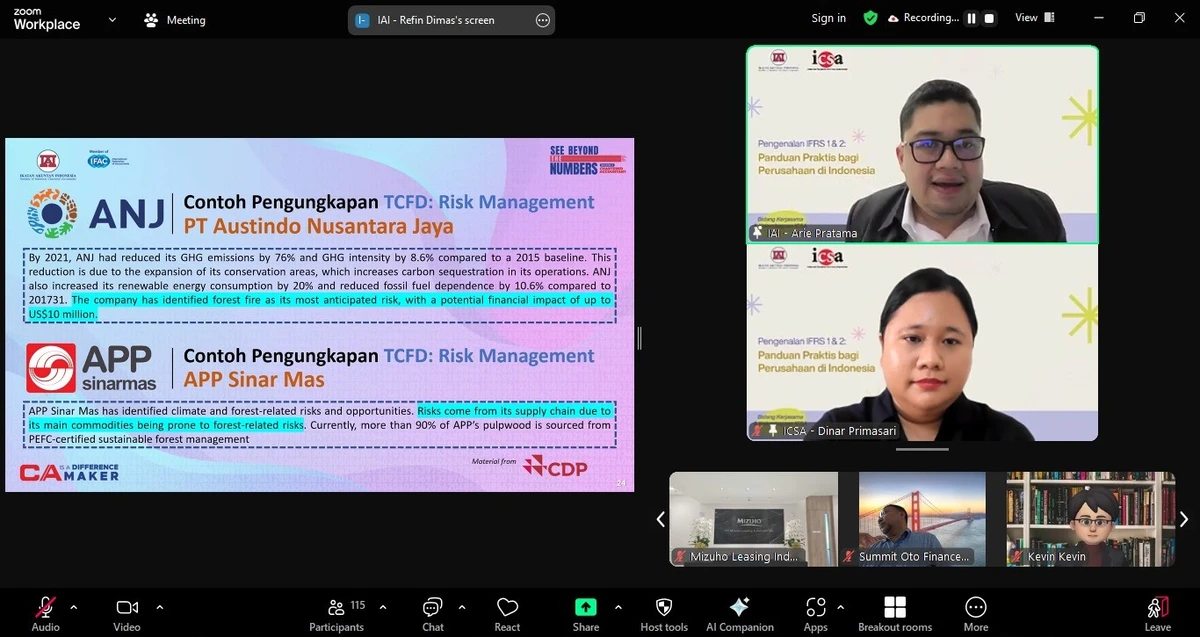 Kamis, 7 November 2024 – Indonesia Corporate Secretary Association (ICSA) berkolaborasi dengan Ikatan Akuntansi Indonesia (IAI) mengadakan webinar "Pengenalan International Financial Reporting Standards (IFRS): Sustainability Disclosure Standards S1 dan S2", Senin, (4/11). Materi webinar disajikan oleh Anggota Dewan Standar Keberlanjutan (DSK) IAI Arie Pratama. Sebanyak lebih dari 120 peserta menghadiri webinar tersebut.

Pada pemaparannya, Arie menjelaskan tentang praktik keberlanjutan di Indonesia. Beliau juga mengenalkan IFRS S1 dan S2 yang berfokus pada investor, irisannya dengan framework sustainability report, serta bagaimana menerapkan IFRS S1 dan S2.

Dengan diadakannya webinar ini, peserta diharapkan dapat memperoleh pemahaman awal terkait IFRS S1 dan S2 sebagai persiapan menjelang pemberlakuannya di Indonesia.<br>
                  
